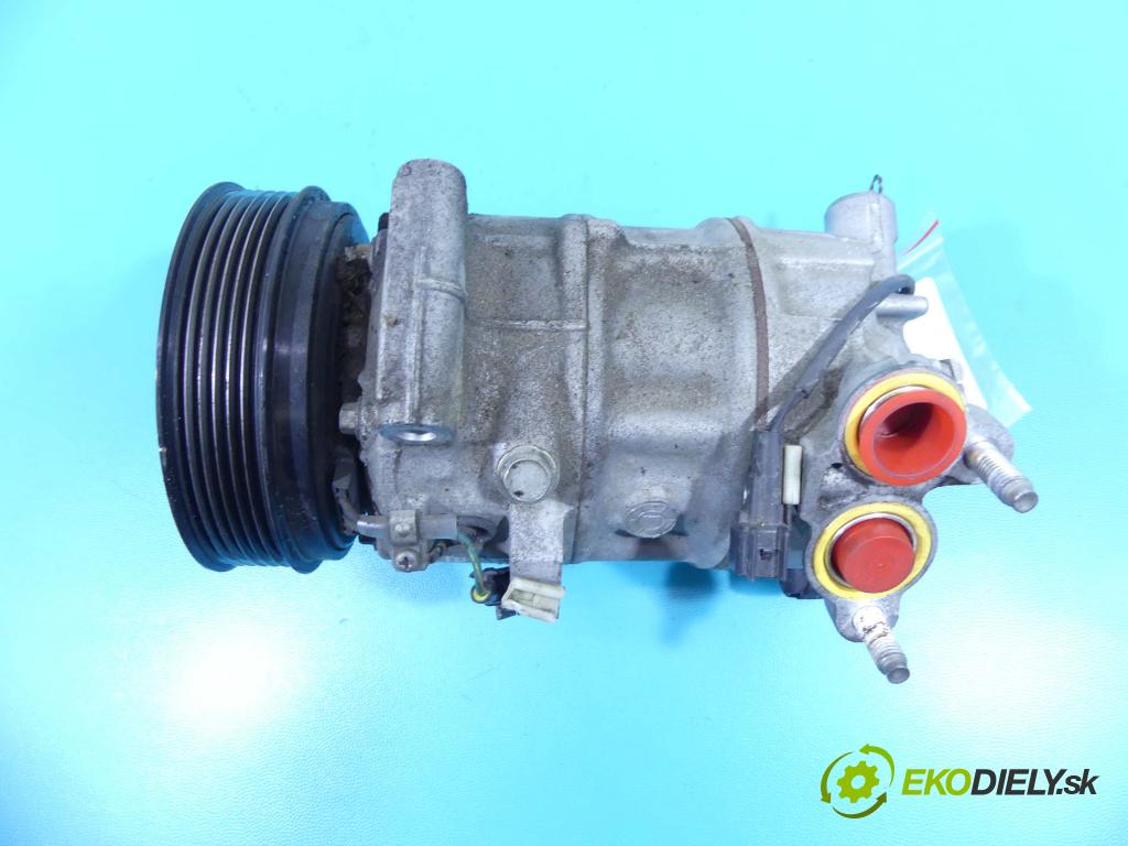 Volvo V40 II 2012-2019 2.0 D2 120 HP manual 88 kW 1969 cm3 5- čerpadlo klimatizácie P31469966