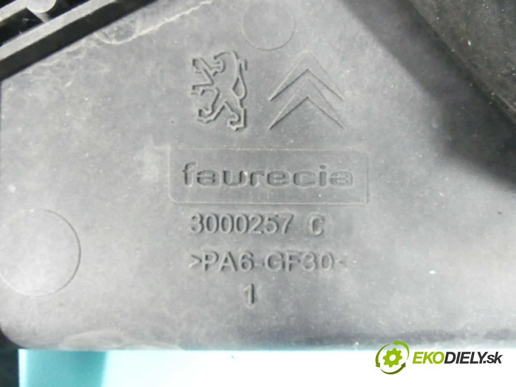Peugeot 508 2010-2018 2.0 hdi 140 HP manual 103 kW 1997 cm3 4- Ventilátor chladiča 98372A01