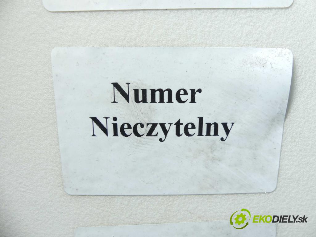 Peugeot 508 2010-2018 2.0 hdi 140 hp manual 103 kW 1997 cm3 4- blatník: přední levé