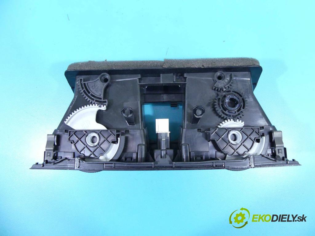 Vw Golf VI 2008-2013 1.4 16V 80 HP manual 59 kW 1390 cm3 5- Mřížka: kúrenia stredová 5K0819728M (Mriežky kúrenia (fukáre))