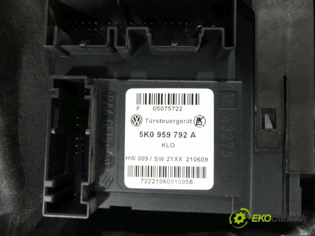 Vw Golf VI 2008-2013 1.4 16V 80 hp manual 59 kW 1390 cm3 5- mechanismus stahování přední pravý 5K0959792A