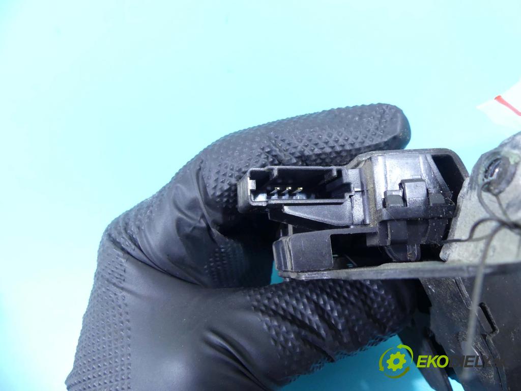 Opel Astra IV 2009-2015 1.7 cdti 131 hp manual 96 kW 1686 cm3 5- zámek kufrových dveří zadní 837481399