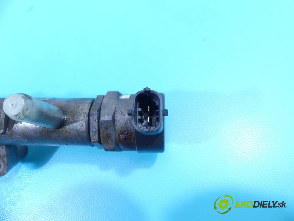 Volvo S60 II 2010-2018 2.0 D3 163 HP automatic 120 kW 1984 cm3 4- lišta vstrekovacia 0445215025 (Vstrekovacie lišty)