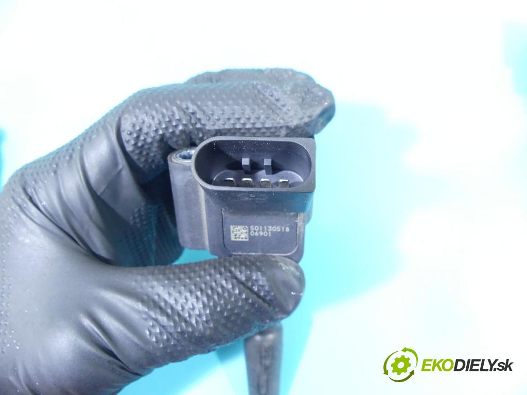 Seat Ibiza V KJ 2017- 1.0 tsi 95 HP manual 70 kW 999 cm3 5- cievka zapaľovacia 04E905110M (Zapaľovacie cievky, moduly)