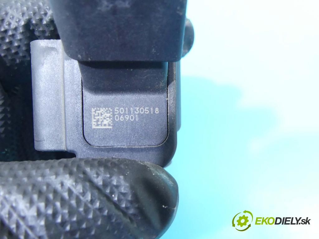 Seat Ibiza V KJ 2017- 1.0 tsi 95 HP manual 70 kW 999 cm3 5- cievka zapaľovacia 04E905110M (Zapaľovacie cievky, moduly)