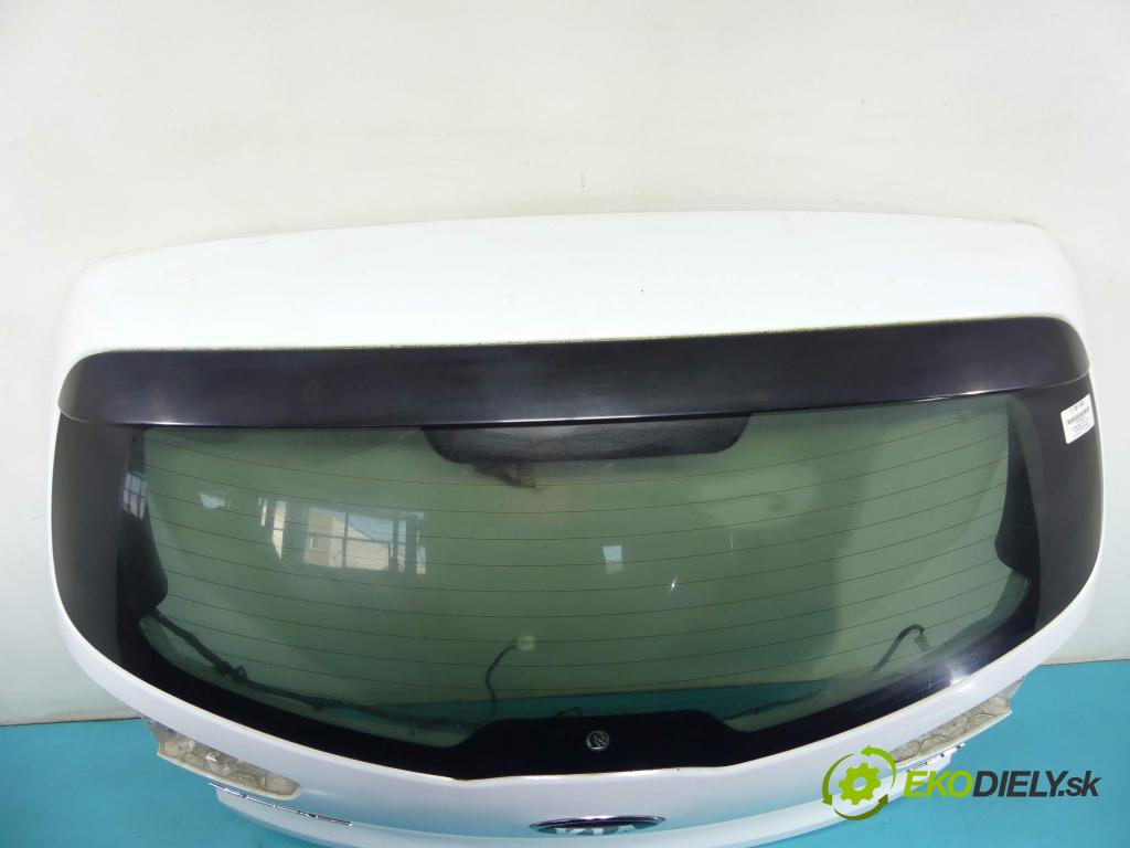 Kia Sportage III 2010-2015 2.0 crdi 184 hp automatic 135 kW 1995 cm3 5- zadní kufrové dveře  (Zadní kapoty)