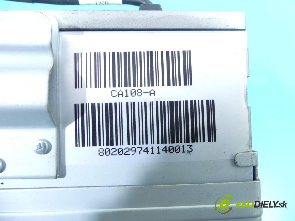 Hyundai Ix35 2.0 crdi 136 HP manual 100 kW 1995 cm3 5- Radio originál CA108-A
