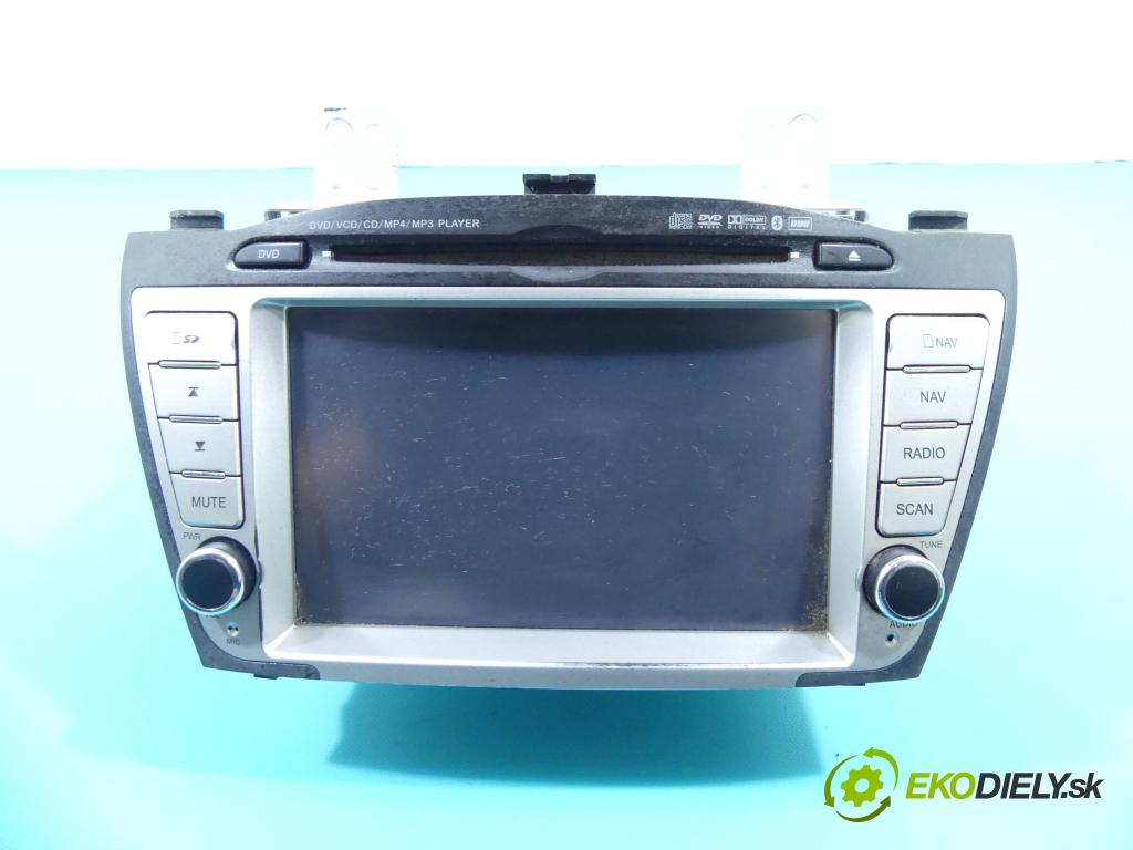 Hyundai Ix35 2.0 crdi 136 HP manual 100 kW 1995 cm3 5- Radio originál CA108-A