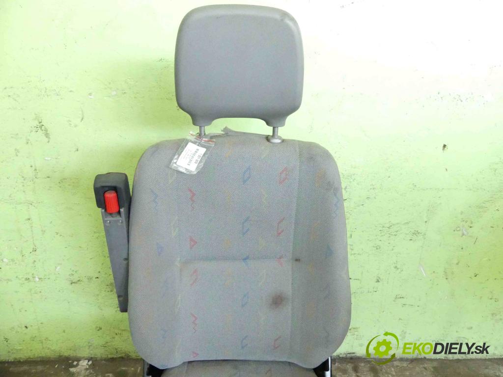 Vw LT II 1996-2006 2.8 tdi 158 HP manual 116 kW 2799 cm3 5- Sedačka ľavý  (Sedačky, sedadlá)