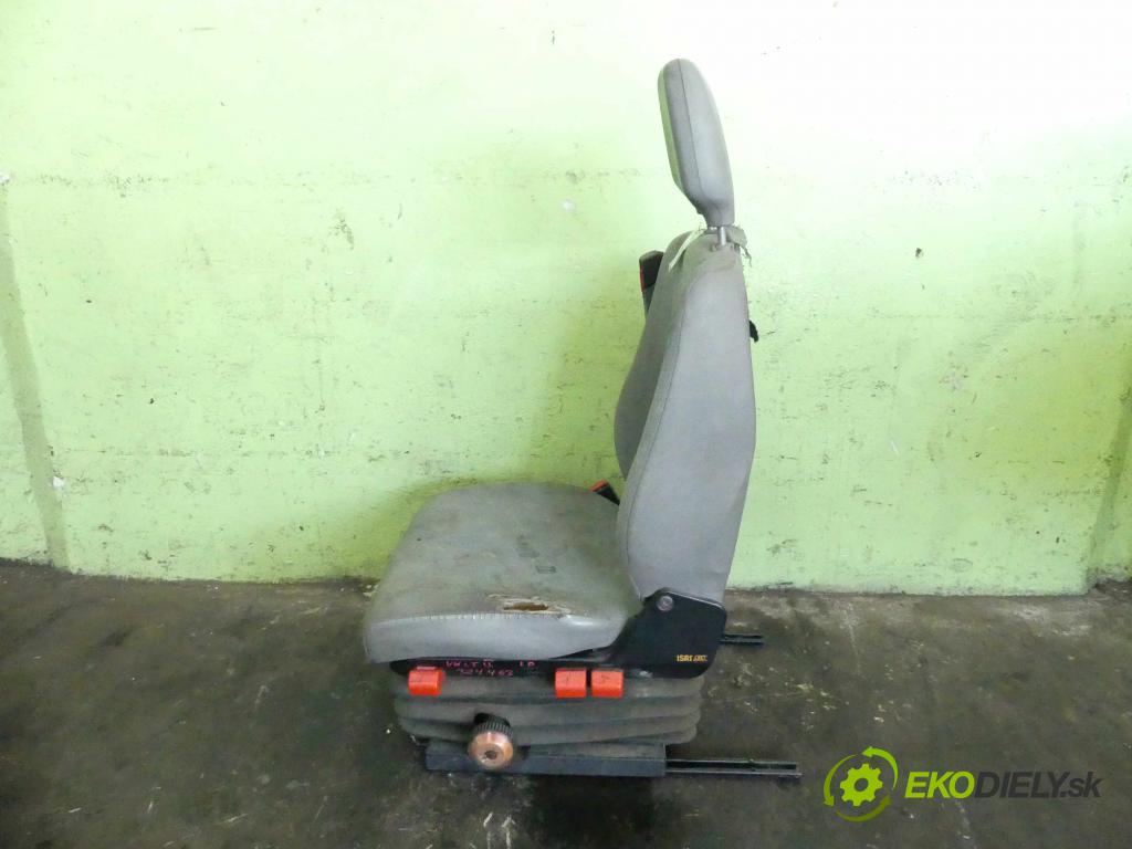 Vw LT II 1996-2006 2.8 tdi 158 HP manual 116 kW 2799 cm3 5- Sedačka ľavý  (Sedačky, sedadlá)