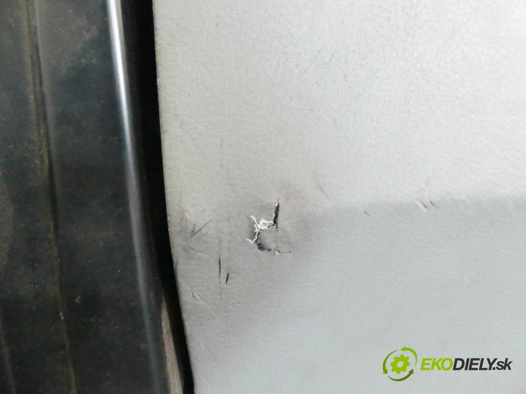 Vw LT II 1996-2006 2.8 tdi 158 HP manual 116 kW 2799 cm3 5- Sedačka pravý  (Sedačky, sedadlá)