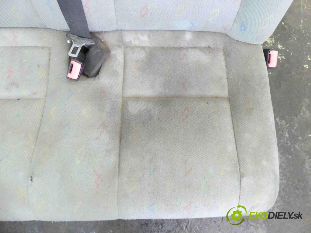 Vw LT II 1996-2006 2.8 tdi 158 HP manual 116 kW 2799 cm3 5- Sedačka pravý  (Sedačky, sedadlá)