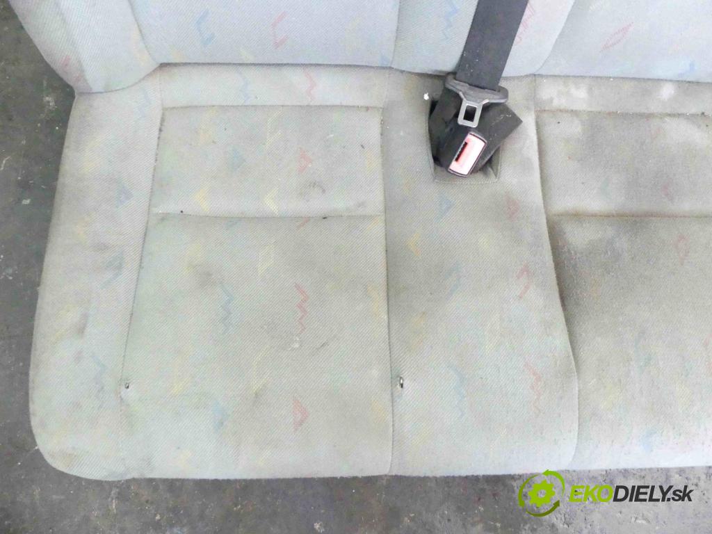 Vw LT II 1996-2006 2.8 tdi 158 HP manual 116 kW 2799 cm3 5- Sedačka pravý  (Sedačky, sedadlá)