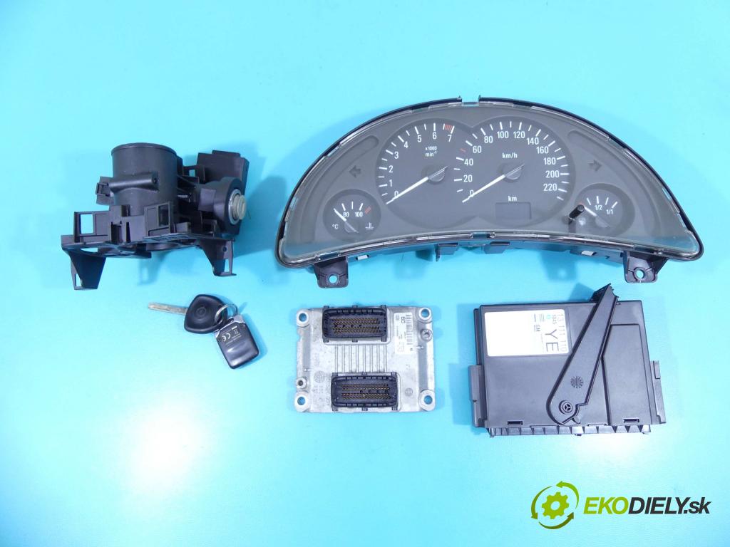 Opel Corsa C 2000-2006 1.0 12V 60 hp manual 44 kW 998 cm3 5- řídící jednotka motoru 0261207720