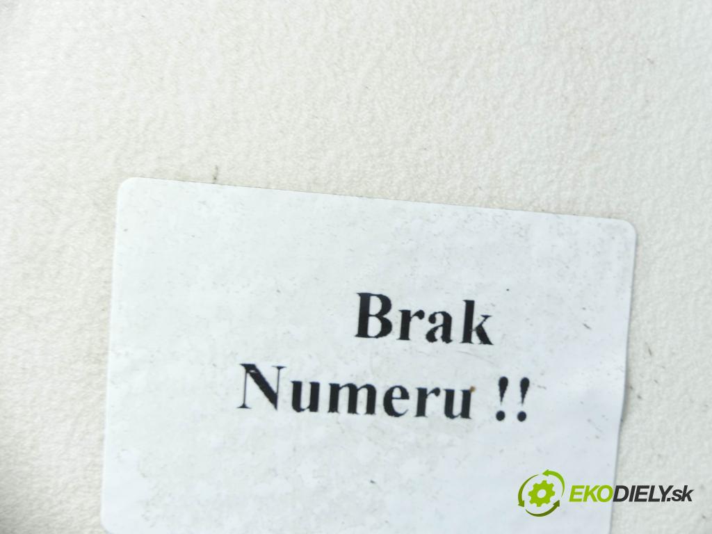 Renault Clio II 1998-2012 1,2.0 16v 75 hp manual 55 kW 1149 cm3 3- stěna přední  (Výztuhy přední)