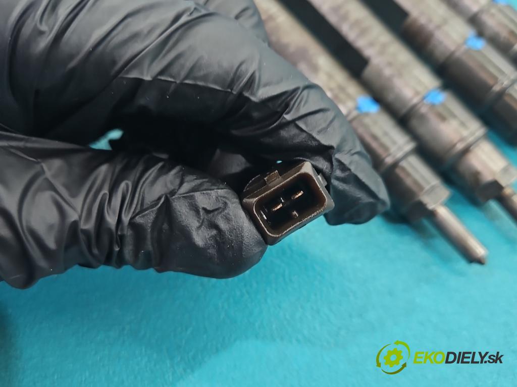 Seat Ibiza II 6K 1993-2002 1.9 sdi 68 HP manual 50 kW 1896 cm3 3- vstrek 028130203E (Vstrekovač paliva)