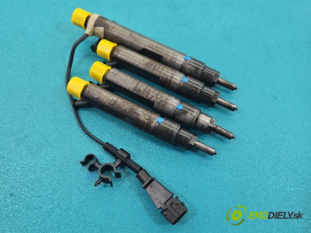 Seat Ibiza II 6K 1993-2002 1.9 sdi 68 HP manual 50 kW 1896 cm3 3- vstrek 028130203E (Vstrekovač paliva)