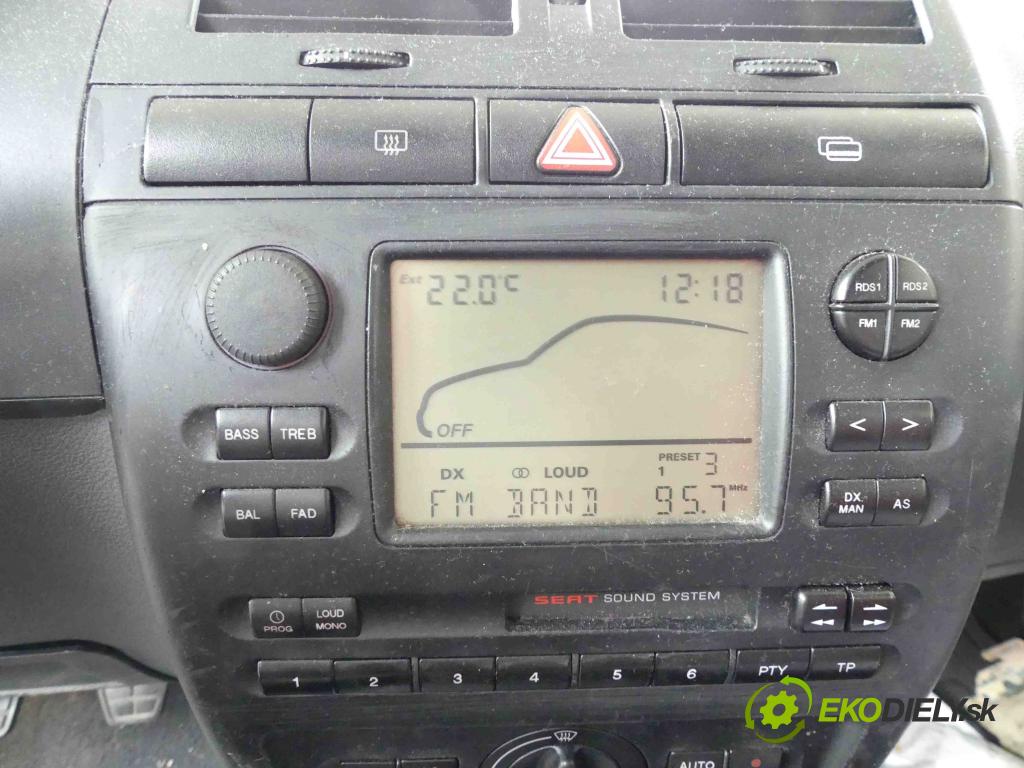 Seat Ibiza II 6K 1993-2002 1.9 sdi 68 HP manual 50 kW 1896 cm3 3- Radio originál 6K0035152A