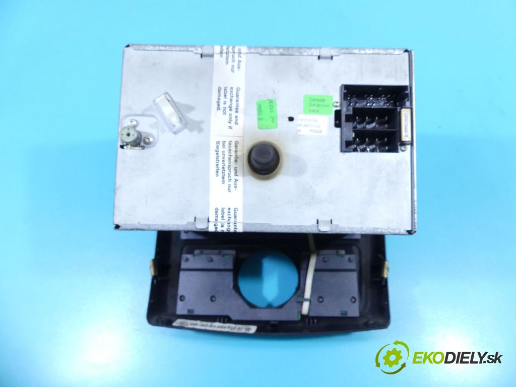 Seat Ibiza II 6K 1993-2002 1.9 sdi 68 HP manual 50 kW 1896 cm3 3- Radio originál 6K0035152A