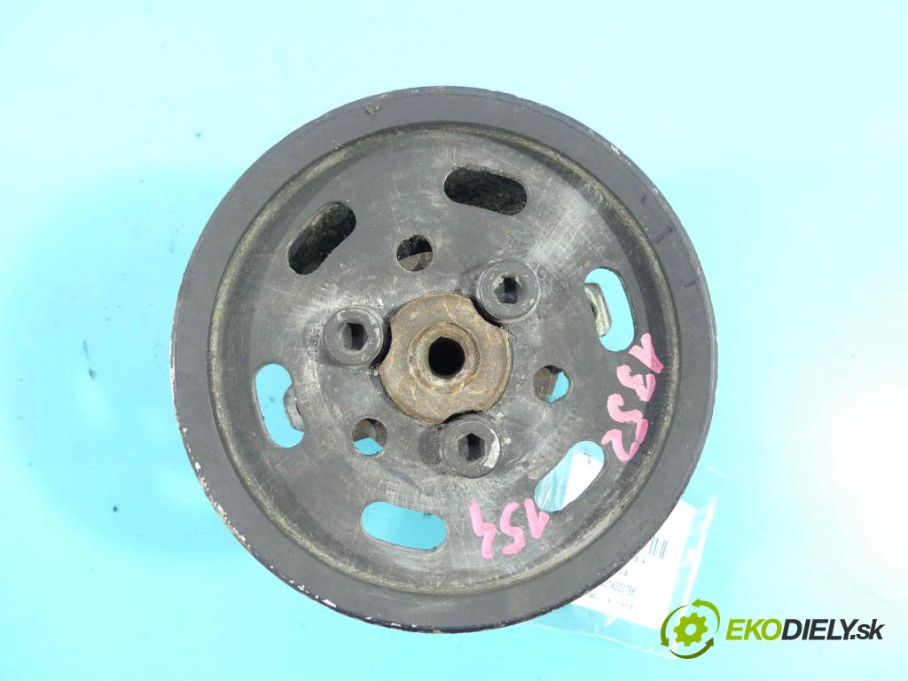 Skoda Felicia 1.9d 64 HP manual 47 kW 1896 cm3 5- čerpadlo posilovač 6N0422154A (Servočerpadlá, pumpy riadenia)