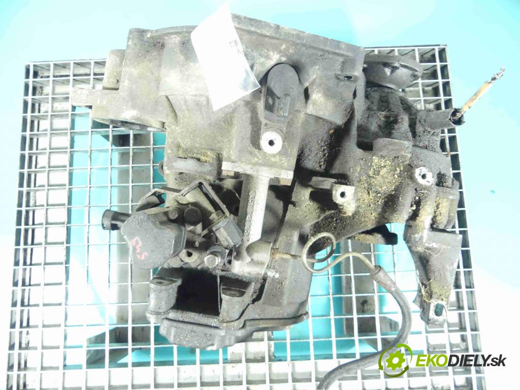 Vw Passat B3 1988-1993 1.9d 68 HP manual 50 kW 1896 cm3 4- prevodovka stupeň,rýchlosť manual AYM