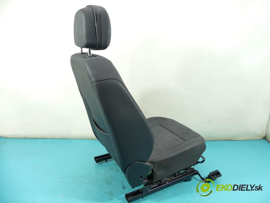 Opel Meriva B 2010-2017 1.4 T 120 HP manual 88 kW 1364 cm3 5- Sedačka ľavý  (Sedačky, sedadlá)