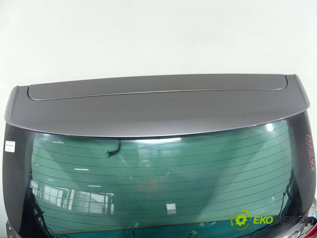 Hyundai Ix35 2.0 crdi 136hp manual 100 kW 1995 cm3 5- zadní kufrové dveře  (Zadní kapoty)