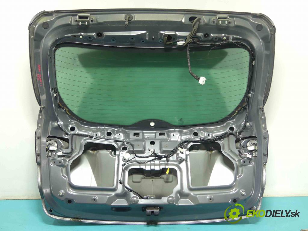 Hyundai Ix35 2.0 crdi 136hp manual 100 kW 1995 cm3 5- zadní kufrové dveře  (Zadní kapoty)