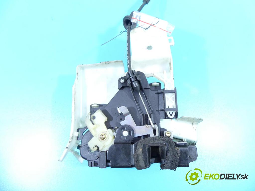 Vw Polo IV 9N 2001-2009 1.2 6V 54 hp manual 40 kW 1198 cm3 3- zámek přední levý 3B1837015