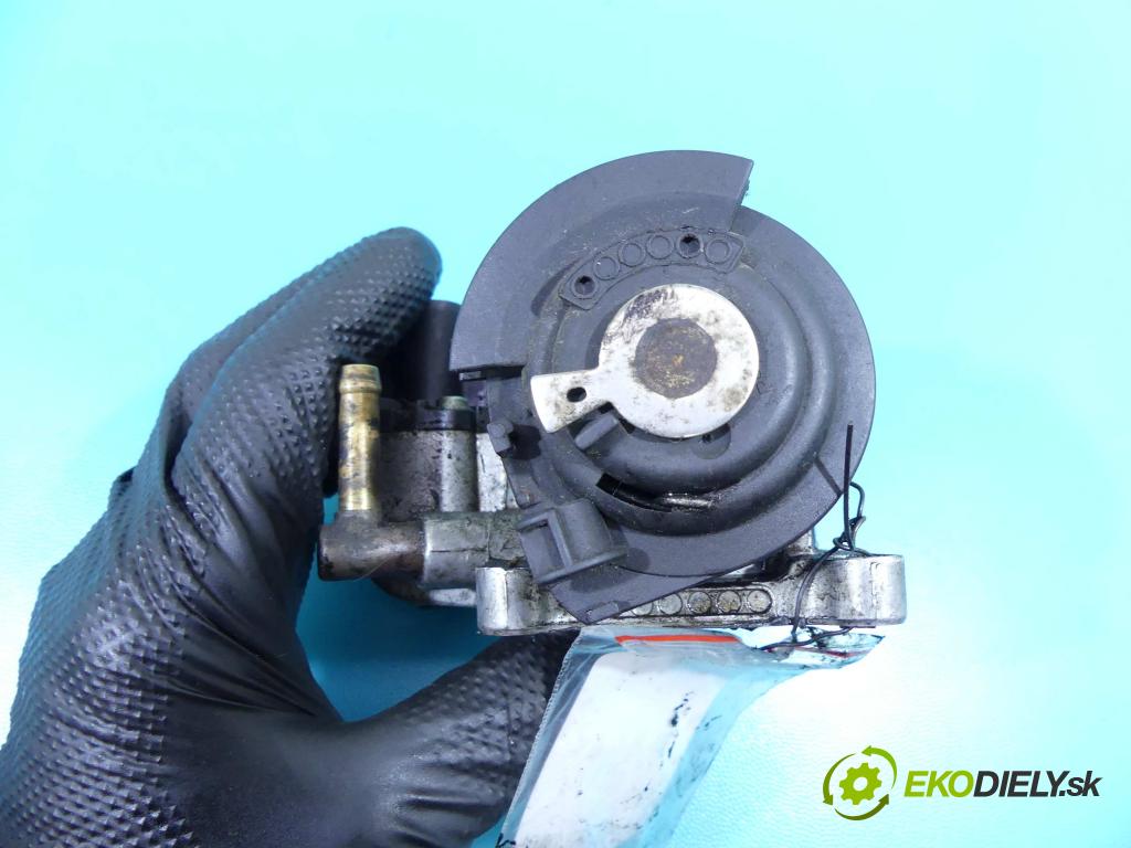 Vw Golf IV 1997-2003 1.4 16V 75 HP manual 55 kW 1390 cm3 5- klapka 030133064F (Škrtiace klapky)