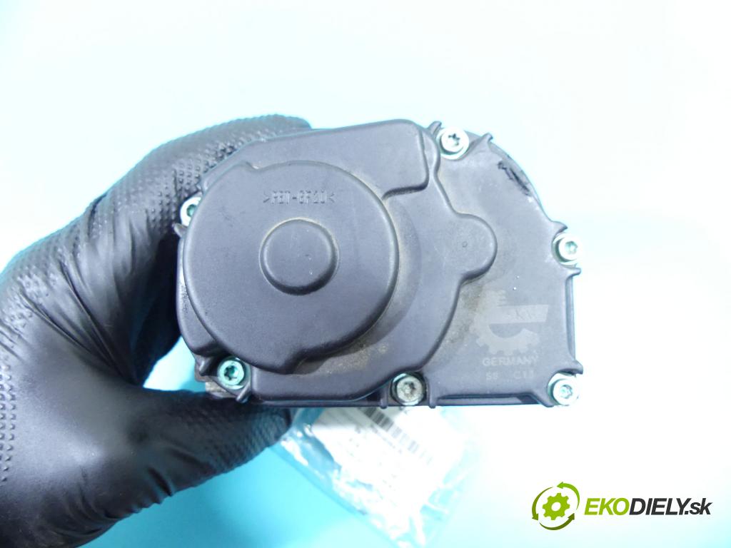 Vw Golf IV 1997-2003 1.4 16V 75 HP manual 55 kW 1390 cm3 5- klapka 030133064F (Škrtiace klapky)