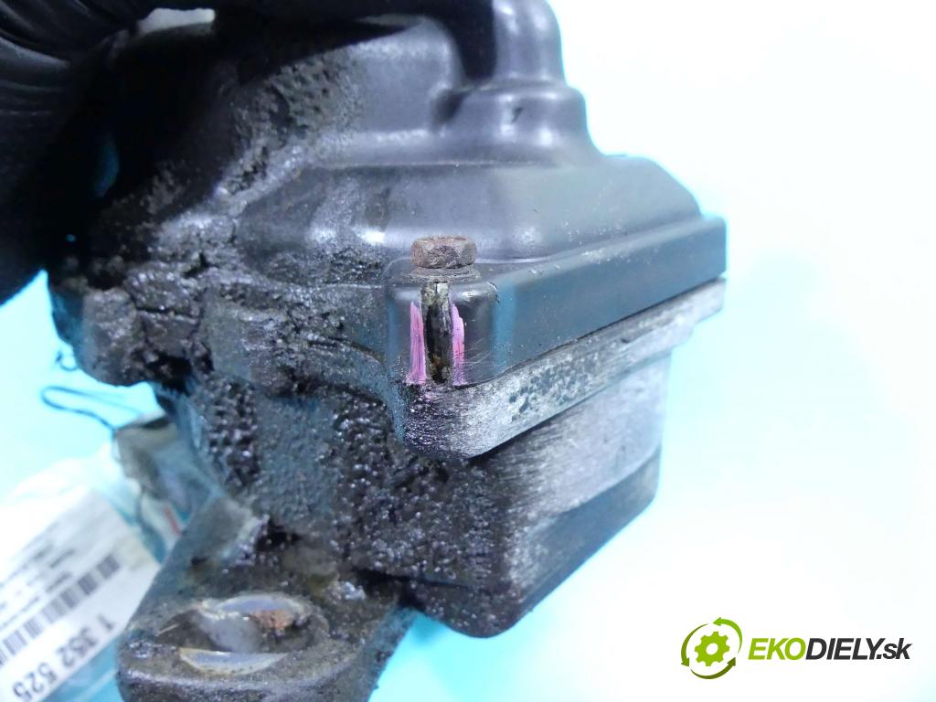 Honda Civic VI 1995-2001 1.4 16V 90 HP manual 66 kW 1396 cm3 3- rozdeľovač D4T94-04 (Rozdeľovače)