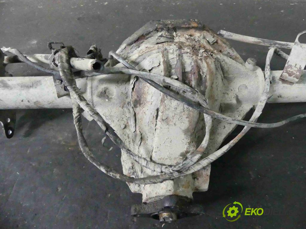 Vw LT II 1996-2006 2.8 tdi 158 HP manual 116 kW 2799 cm3 5- Most: zadní: 9033530610