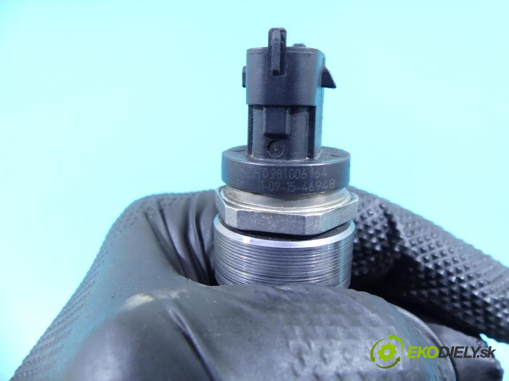 Fiat Fiorino III 2007- 1,3.0 jtd 75 HP manual 55 kW 1248 cm3 5- lišta vstrekovacia 0445214239 (Vstrekovacie lišty)