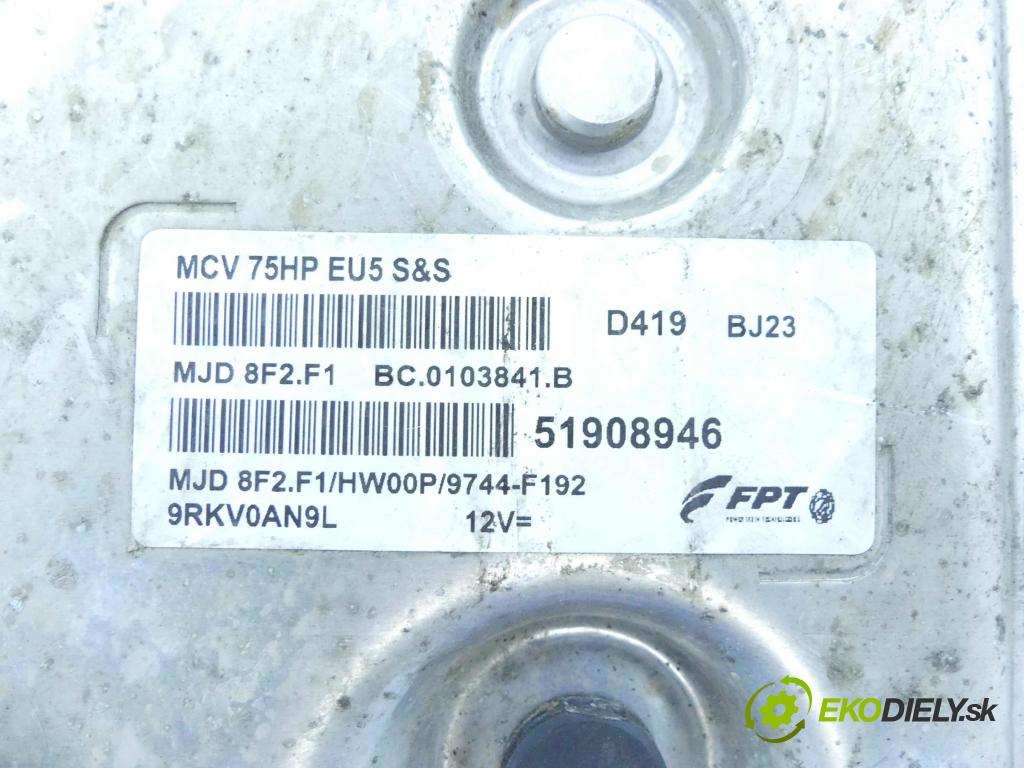 Fiat Fiorino III 2007- 1,3.0 jtd 75 hp manual 55 kW 1248 cm3 5- řídící jednotka motoru 51908946