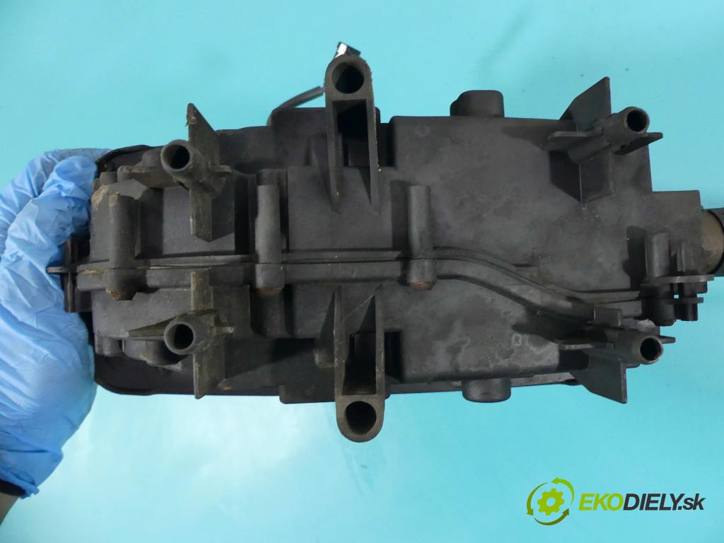 Audi A6 C6 2004-2011 3.0 V6 tdi 224hp automatic 165 kW 2967 cm3 4- Páka: Změny: stupeň,rýchlosť 4F1713041R (Rýchlostné páky / kulisy)