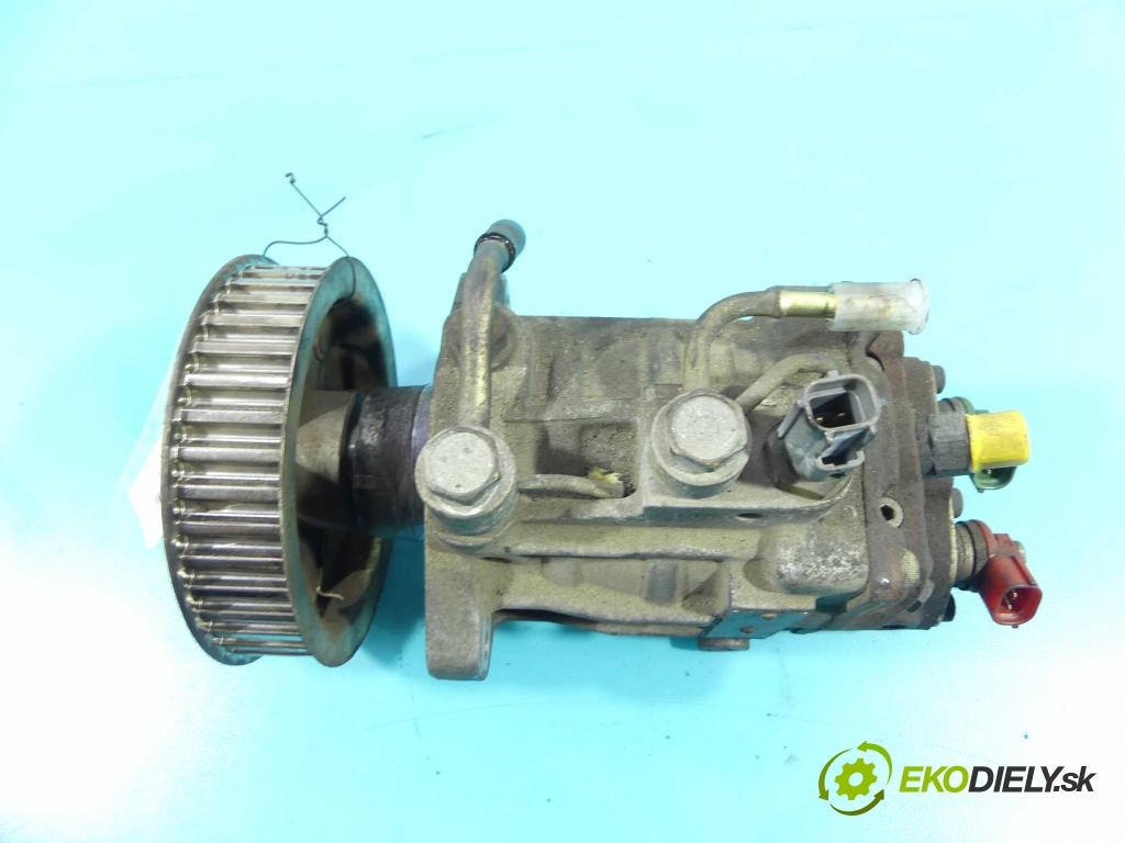 Toyota Corolla Verso I 2001-2004 2.0 D4D 90 HP manual 66 kW 1995 cm3 5- čerpadlo vstrekovacia 22100-27010 (Vstrekovacie čerpadlá)