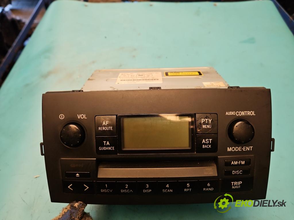 Toyota Corolla Verso I 2001-2004 2.0 D4D 90 HP manual 66 kW 1995 cm3 5- Radio originál 86120-13060-B0