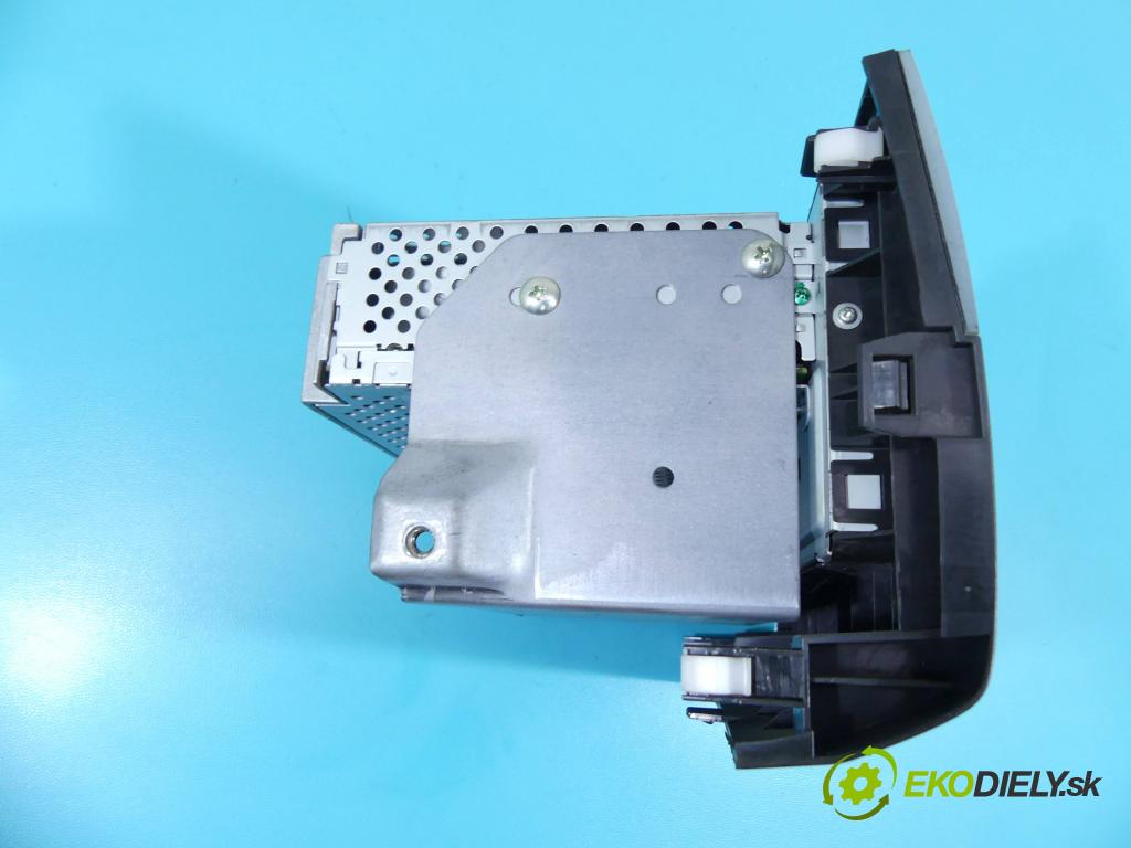 Suzuki Swift Mk6 2005-2010 1.3 16V 92 HP manual 67,5 kW 1328 cm3 5- Radio originál 39101-62J0