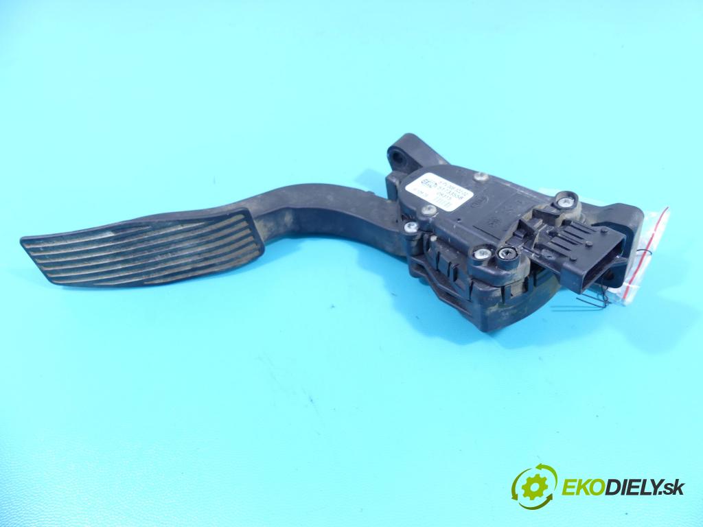 Fiat Croma II 2005-2010 1.9 jtd 150 HP manual 110 kW 1910 cm3 5- pedále 51733558 (Pedále)