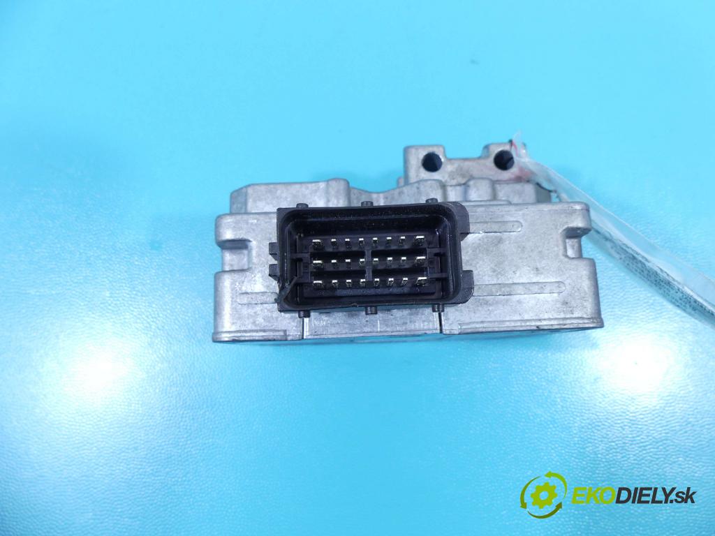 Fiat Croma II 2005-2010 1.9 jtd 150 HP manual 110 kW 1910 cm3 5- Blokáda: řízení: 61109700 (Ostatné)