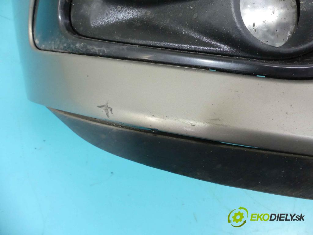 Renault Fluence 1.6 16V 114 hp manual 84 kW 1598 cm3 4- nárazník přední  (Ostatné)