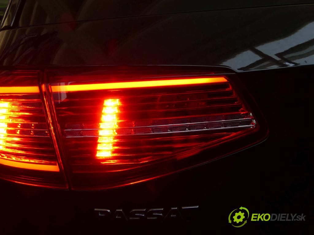 Vw Passat B8 2014 - 2.0 tdi 239KM automatic 176 kW 1968 cm3 5- svetlo / reflektor zadné ľavé 3G9945307 (Ostatné)