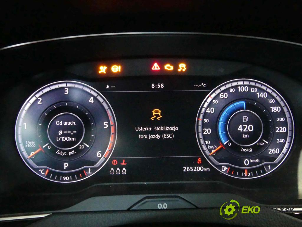 Vw Passat B8 2014 - 2.0 tdi 239KM automatic 176 kW 1968 cm3 5- prístrojovka/ budíky 3G0920798A (Prístrojové dosky, displeje)