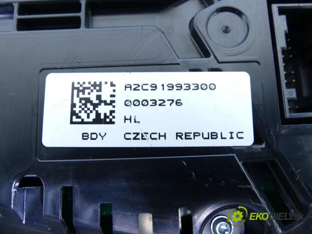 Vw Passat B8 2014 - 2.0 tdi 239KM automatic 176 kW 1968 cm3 5- prístrojovka/ budíky 3G0920798A (Prístrojové dosky, displeje)