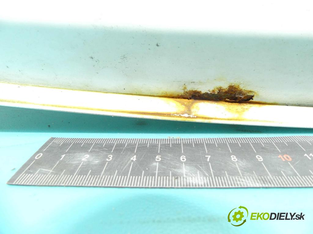 Hyundai I30  zadna kufor  (Zadné kapoty)