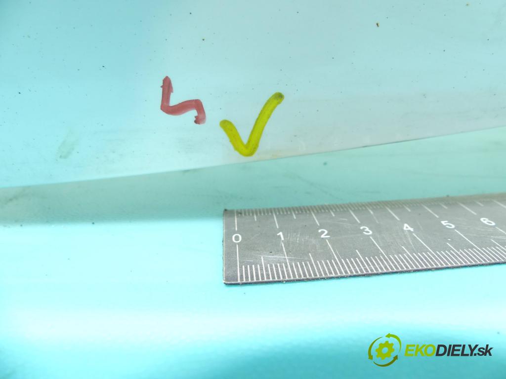 Hyundai I30  zadna kufor  (Zadné kapoty)