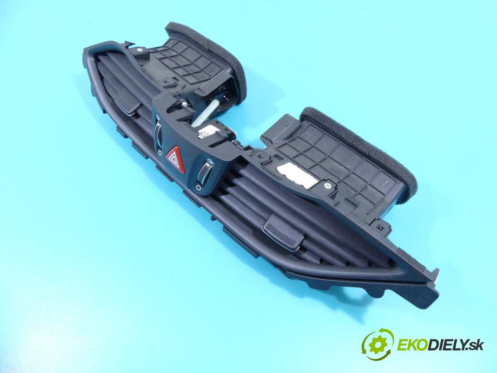 Hyundai I30 III 2016- 1.5 DPI 16V 110 HP manual 80,9 kW 1498 cm3 5- Mřížka: kúrenia stredová 97401-G4AA0 (Mriežky kúrenia (fukáre))