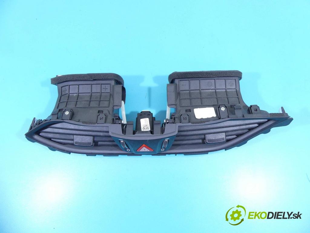 Hyundai I30 III 2016- 1.5 DPI 16V 110 HP manual 80,9 kW 1498 cm3 5- Mřížka: kúrenia stredová 97401-G4AA0 (Mriežky kúrenia (fukáre))