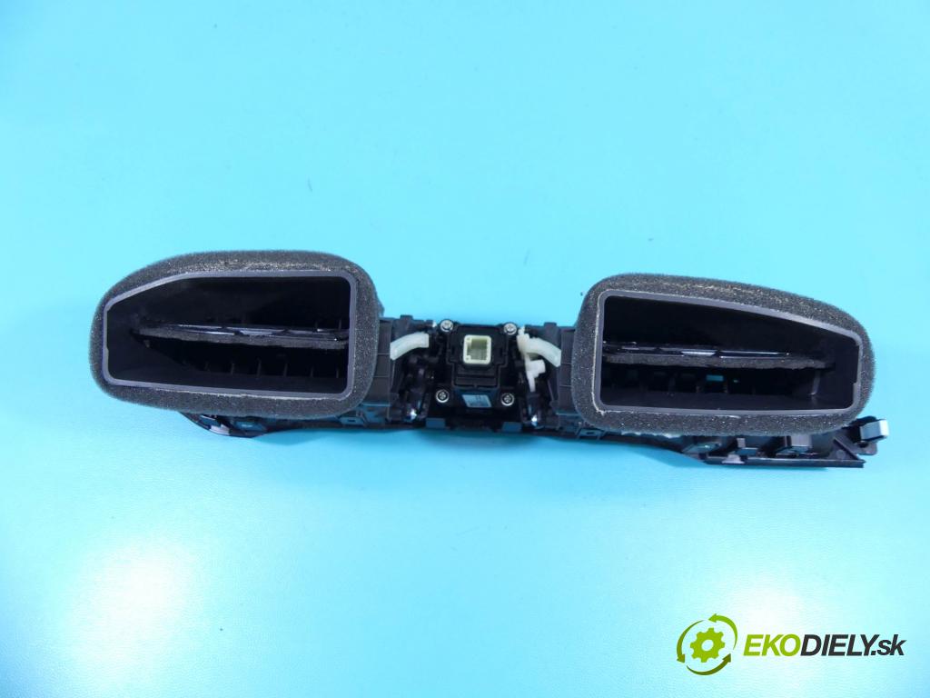 Hyundai I30 III 2016- 1.5 DPI 16V 110 HP manual 80,9 kW 1498 cm3 5- Mřížka: kúrenia stredová 97401-G4AA0 (Mriežky kúrenia (fukáre))